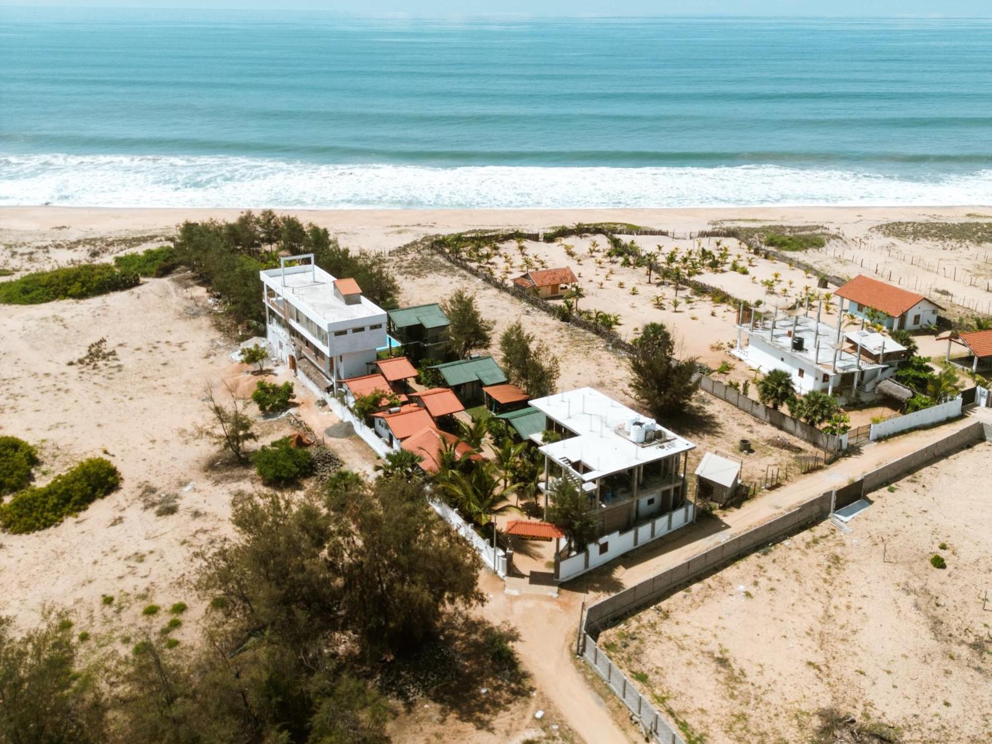 Stay Golden Arugam Bay Exterior photo