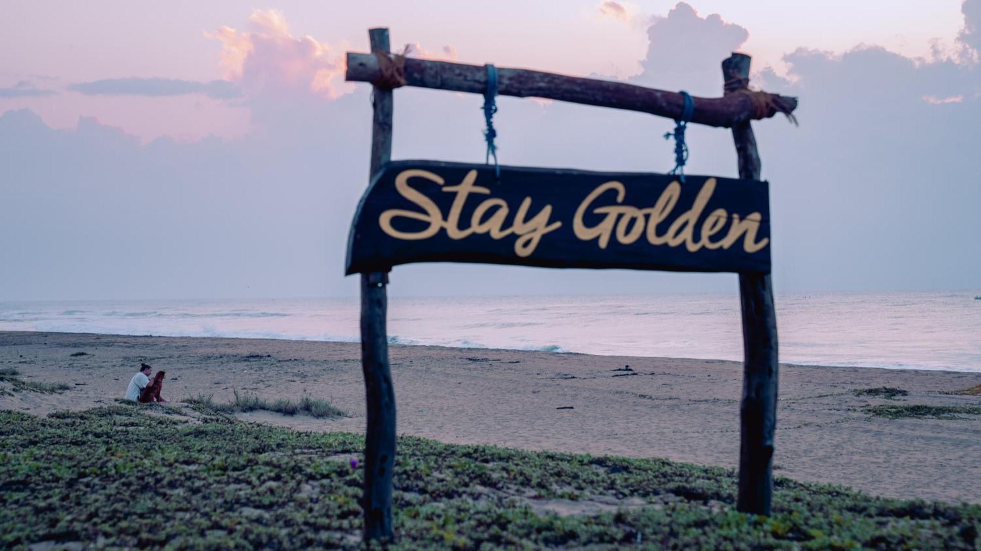 Stay Golden Arugam Bay Exterior photo